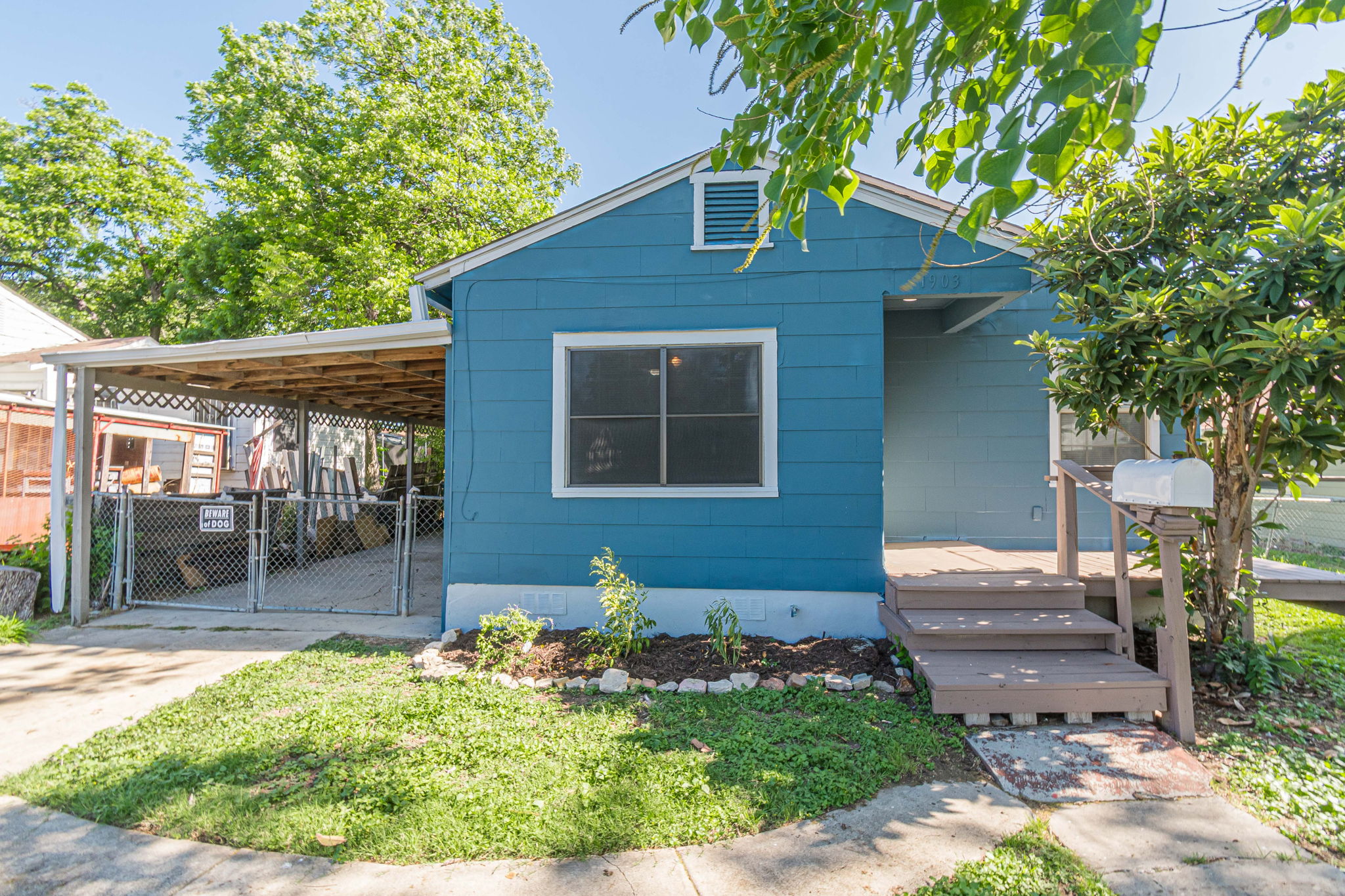 Property main image